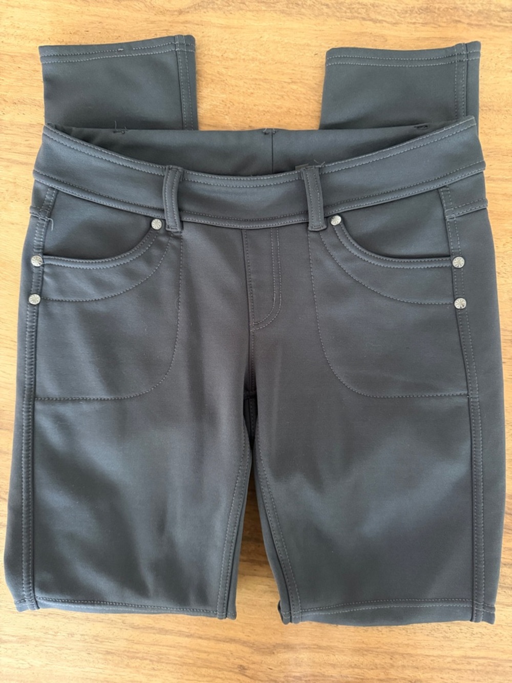 Athleta Fleece-Lined Pull-On Style Pants Size S